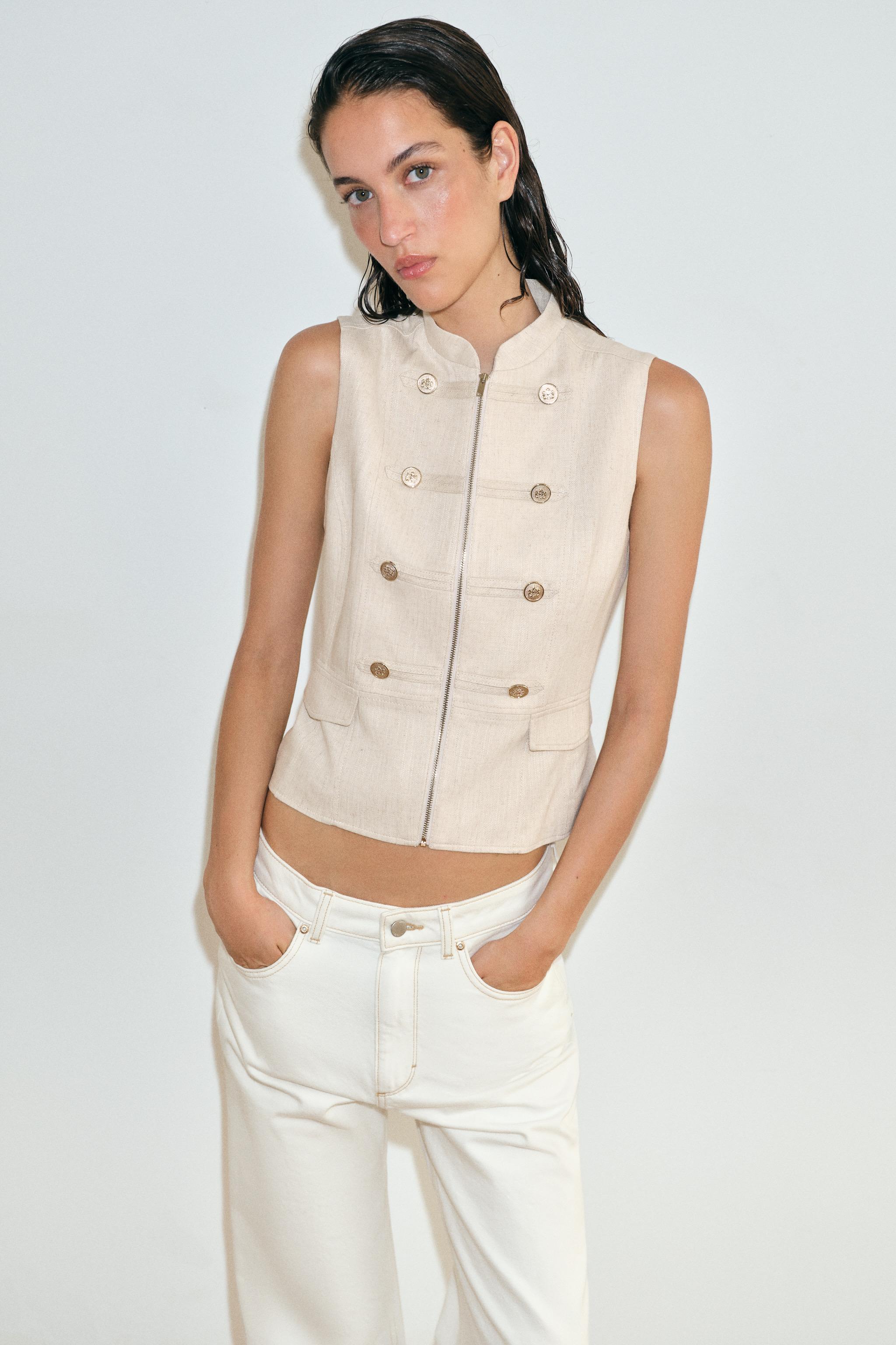 GILET À BRANDEBOURGS